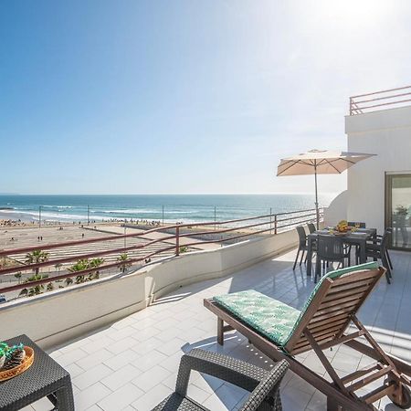 Costa Beach Apartment By The Portuguese Butler Costa de Caparica Luaran gambar