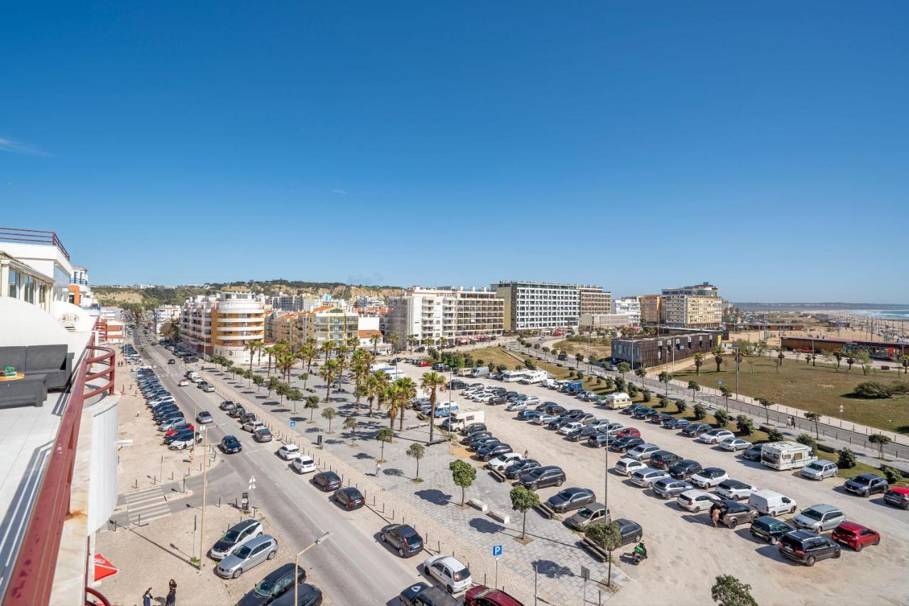 Costa Beach Apartment By The Portuguese Butler Costa de Caparica Luaran gambar